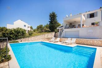 Thumbnail von Mediterranean villa with pool and panoramic sea view, Sibenik region
