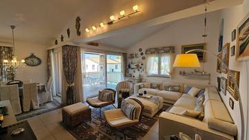 Fully furnished apartment with sea view and sun terrace