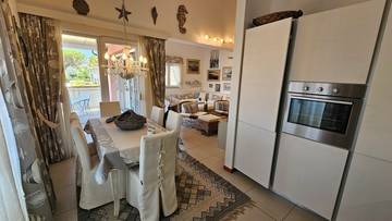 Thumbnail von Fully furnished apartment with sea view and sun terrace