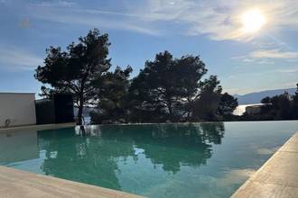 Thumbnail von Modern new-build villa with swimming pool and sea view