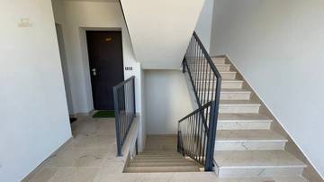 Thumbnail von Modern new-build apartment with sea view