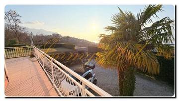 Thumbnail von Immogold Lago Maggiore Well-maintained semi-detached house, great panoramic and lake view in a harmonious and sunny landscape location