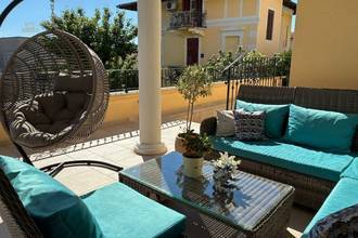 Thumbnail von Luxurious maisonette apartment in an elegant villa with a pool and sea view