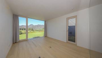 Thumbnail von Architect's villa with pool and unobstructed view