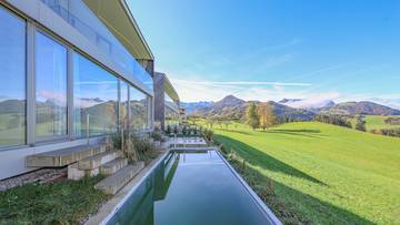 Thumbnail von Architect's villa with pool and unobstructed view
