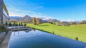 Thumbnail von Architect's villa with pool and unobstructed view