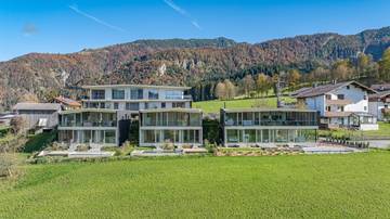 Thumbnail von Architect's villa with pool and unobstructed view