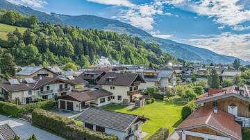 Thumbnail von Single-family house with private room rental