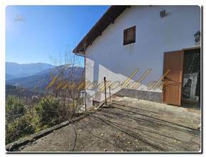 Thumbnail von Exclusive at Immogold®: Detached country house with a breathtaking panoramic view over the Langhe
