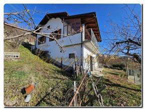Thumbnail von Exclusive at Immogold®: Detached country house with a breathtaking panoramic view over the Langhe