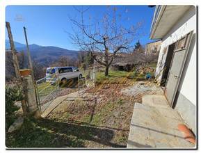 Thumbnail von Exclusive at Immogold®: Detached country house with a breathtaking panoramic view over the Langhe
