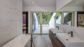Thumbnail von Last available luxury penthouse with boat garage at Lake Traun
