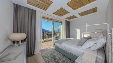 Thumbnail von Unique luxury villa in an unobstructed prime location
