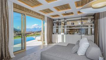 Thumbnail von Unique luxury villa in an unobstructed prime location