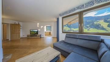 Thumbnail von 4-room apartment with a breathtaking view in a sunny, peaceful location