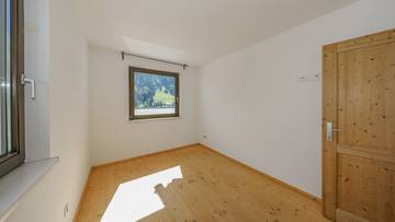Thumbnail von 4-room apartment with a breathtaking view in a sunny, peaceful location