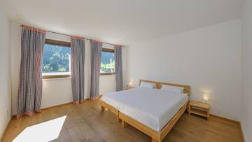 Thumbnail von 4-room apartment with a breathtaking view in a sunny, peaceful location