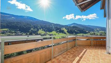 Thumbnail von 4-room apartment with a breathtaking view in a sunny, peaceful location