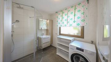 Thumbnail von 4-room apartment with a breathtaking view in a sunny, peaceful location