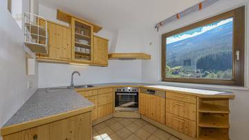 Thumbnail von 4-room apartment with a breathtaking view in a sunny, peaceful location