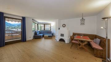 Thumbnail von 4-room apartment with a breathtaking view in a sunny, peaceful location
