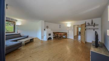 Thumbnail von 4-room apartment with a breathtaking view in a sunny, peaceful location