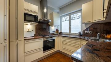 Thumbnail von Residence with potential in a central yet peaceful location - Ski Out