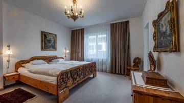 Thumbnail von Residence with potential in a central yet peaceful location - Ski Out