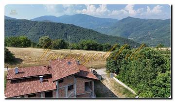 Thumbnail von Exclusive villa shell with a breathtaking panoramic view and approximately 5,500 m² of land. Create your personal dream home in Piedmont.