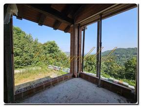 Thumbnail von Exclusive villa shell with a breathtaking panoramic view and approximately 5,500 m² of land. Create your personal dream home in Piedmont.