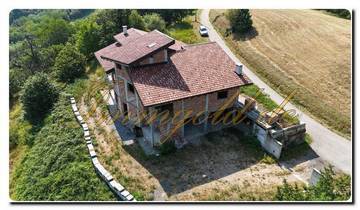 Thumbnail von Exclusive villa shell with a breathtaking panoramic view and approximately 5,500 m² of land. Create your personal dream home in Piedmont.