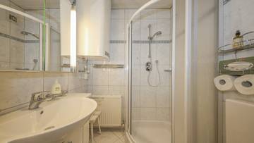 Thumbnail von Investment property - 3-room apartment in a quiet location close to the city center