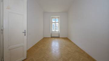 Thumbnail von Townhouse near the opera with building permit for 9 exclusive apartments