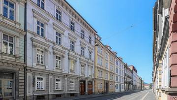 Thumbnail von Townhouse near the opera with building permit for 9 exclusive apartments