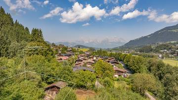 Thumbnail von Property for locals in a sunny, peaceful location