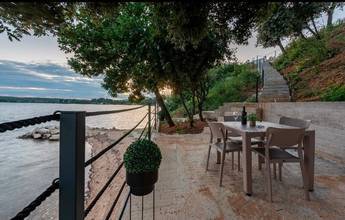 Thumbnail von Newly built luxury villa with swimming pool and sea view