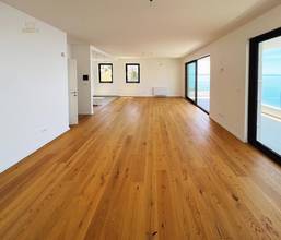 Thumbnail von Luxury apartment in first line at the sea with panoramic view