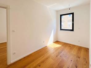 Thumbnail von Luxury apartment in first line at the sea with panoramic view
