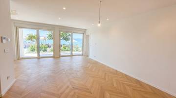 Thumbnail von Modern new-build ground-floor apartment by the sea