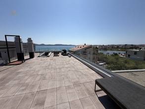 Thumbnail von Luxury penthouse with Jacuzzi and sea view, approximately 50 meters to the beach