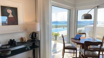 Thumbnail von Modern villa with heated pool, elevator, and panoramic sea view