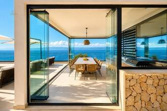 Thumbnail von Impressive luxury villa directly on the sea with an infinity pool and wellness area