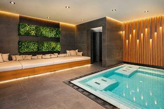 Thumbnail von Impressive luxury villa directly on the sea with an infinity pool and wellness area