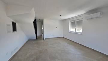 Thumbnail von Modern apartment with private roof terrace and sea view