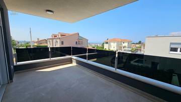 Thumbnail von Modern apartment with private roof terrace and sea view