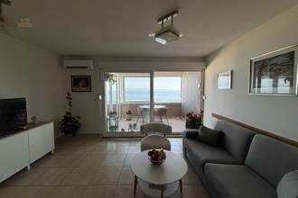Thumbnail von Renovated apartment with spectacular sea views, two loggias, and garage