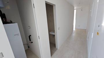 Thumbnail von Newly built apartment with roof terrace and sea view