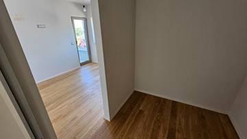 Thumbnail von Newly built apartment with roof terrace and sea view