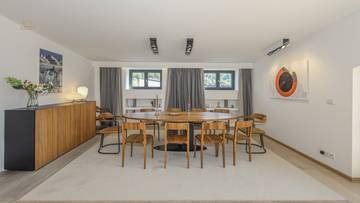Thumbnail von Luxurious city penthouse with panoramic view