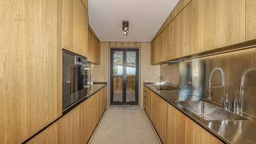 Thumbnail von Luxurious city penthouse with panoramic view